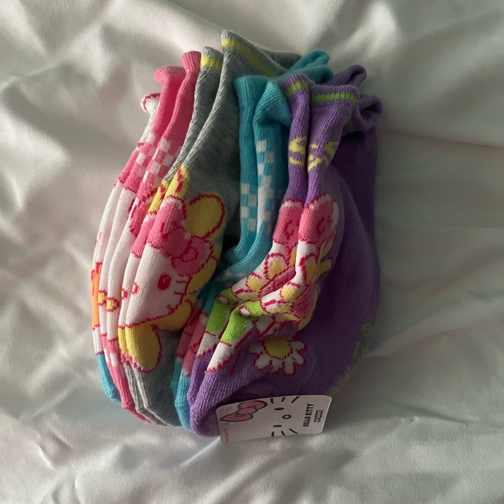 Colorful Hello Kitty Socks Set
